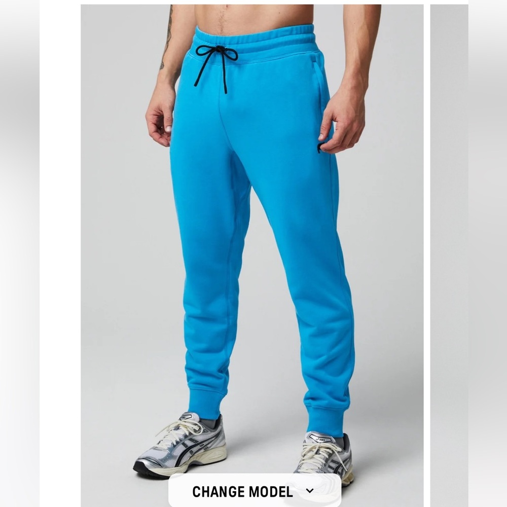 Men's Fabletics The Year Round Terry
Jogger
